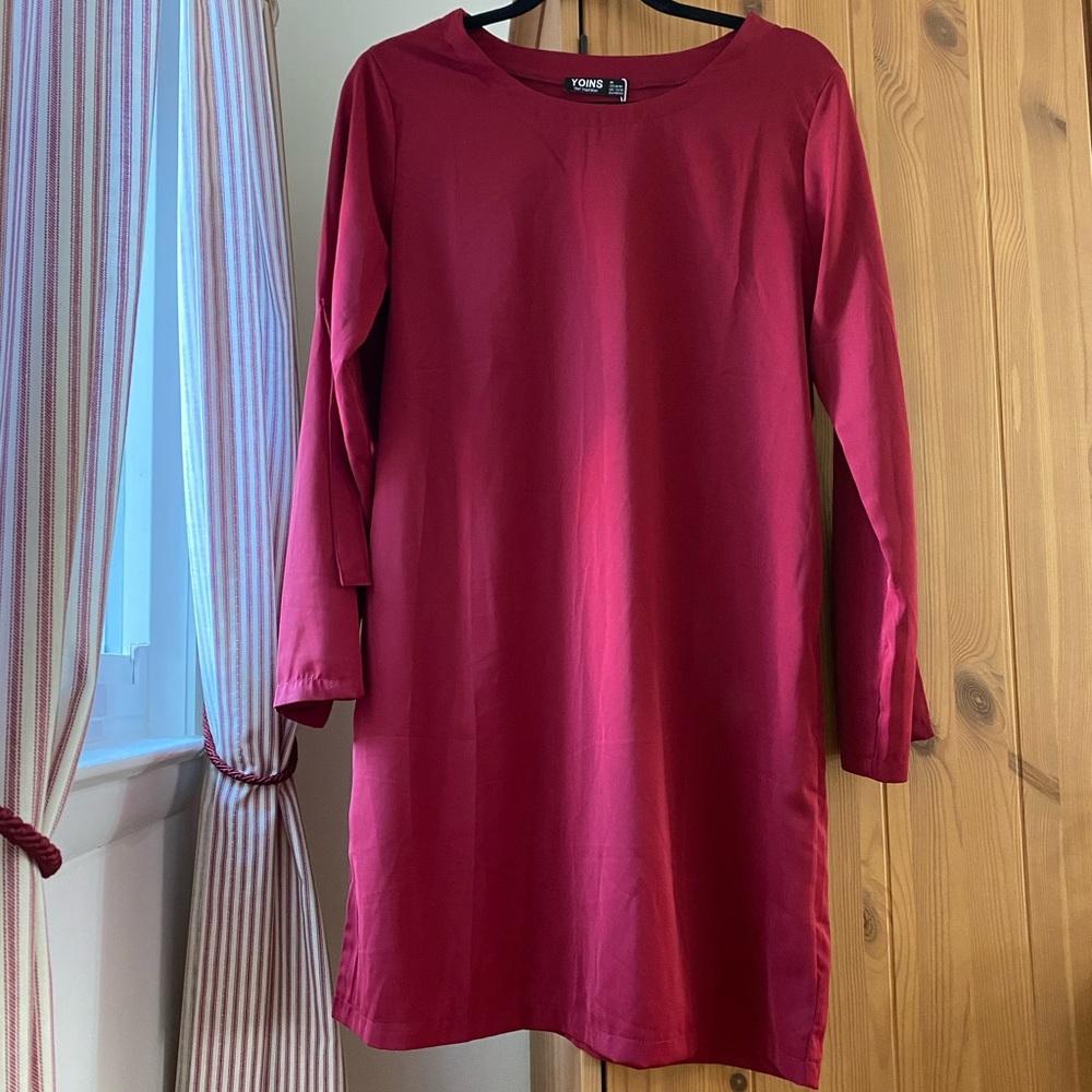 Amazon Dress - Picture 4 of 4